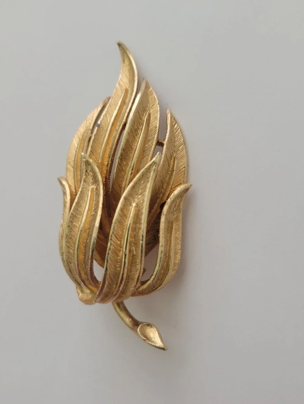 Vintage Signed Coro Fern Leaf Brooch Pin Gold Tone MCM Statement Feminine